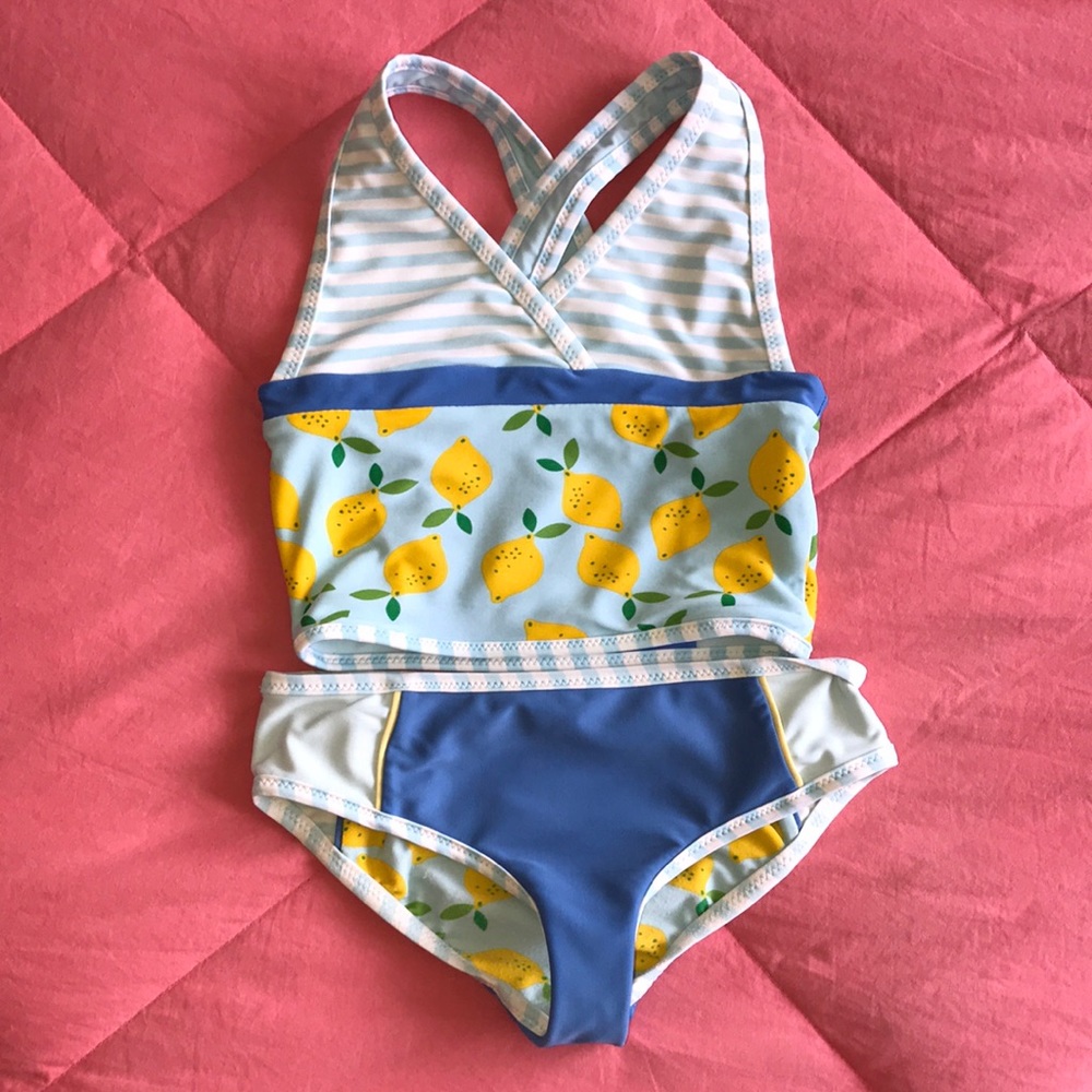 Hanna Andersson Lemons Swimsuit Size 110 (Size 5)